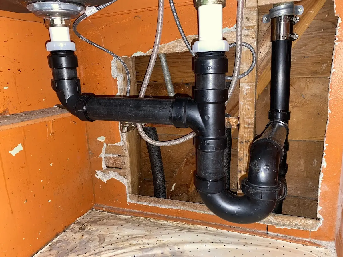 Professional Pipe Bursting equipment and tools on the job in Chinle